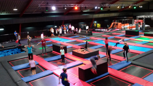 Ministranten in der Trampolinhalle Aschaffenburg